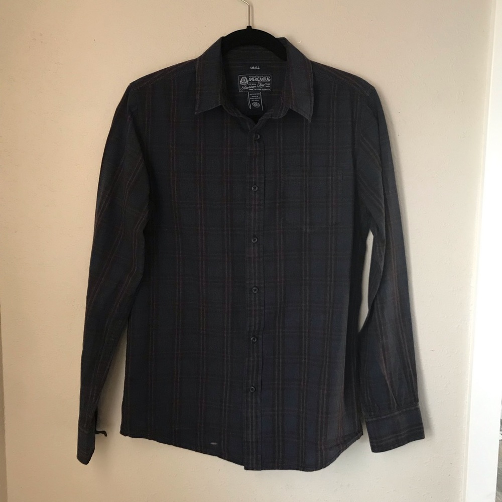 American Rag men’s casual dress shirt size small